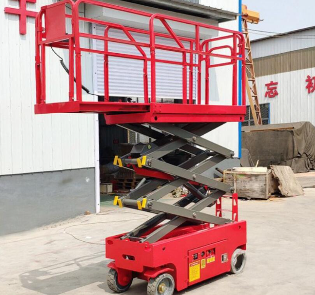 加乐镇移动剪叉式升降机