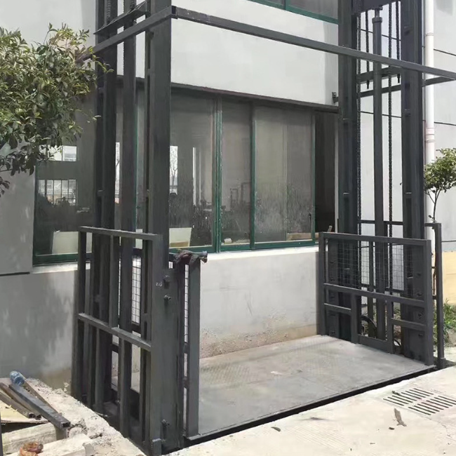 加乐镇5吨室外升降货梯